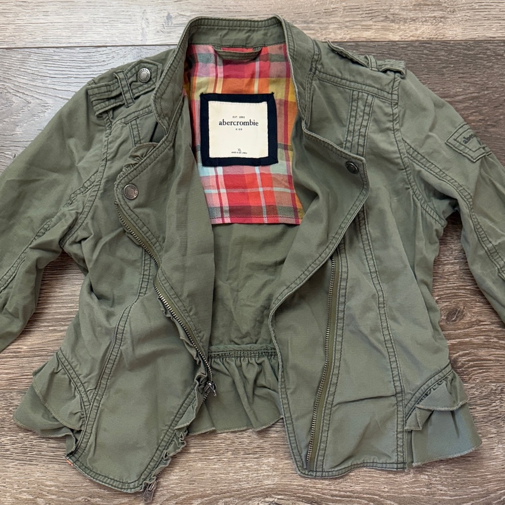 Abercrombie Kids Plaid Jacket Size XL! - Picture 1 of 4